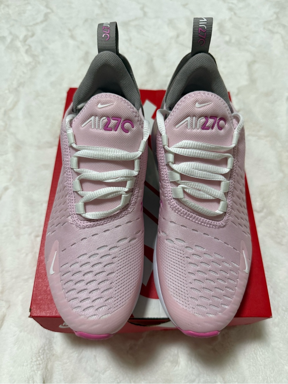 Nike Air270 Women’s Sneakers in Light Pink and White